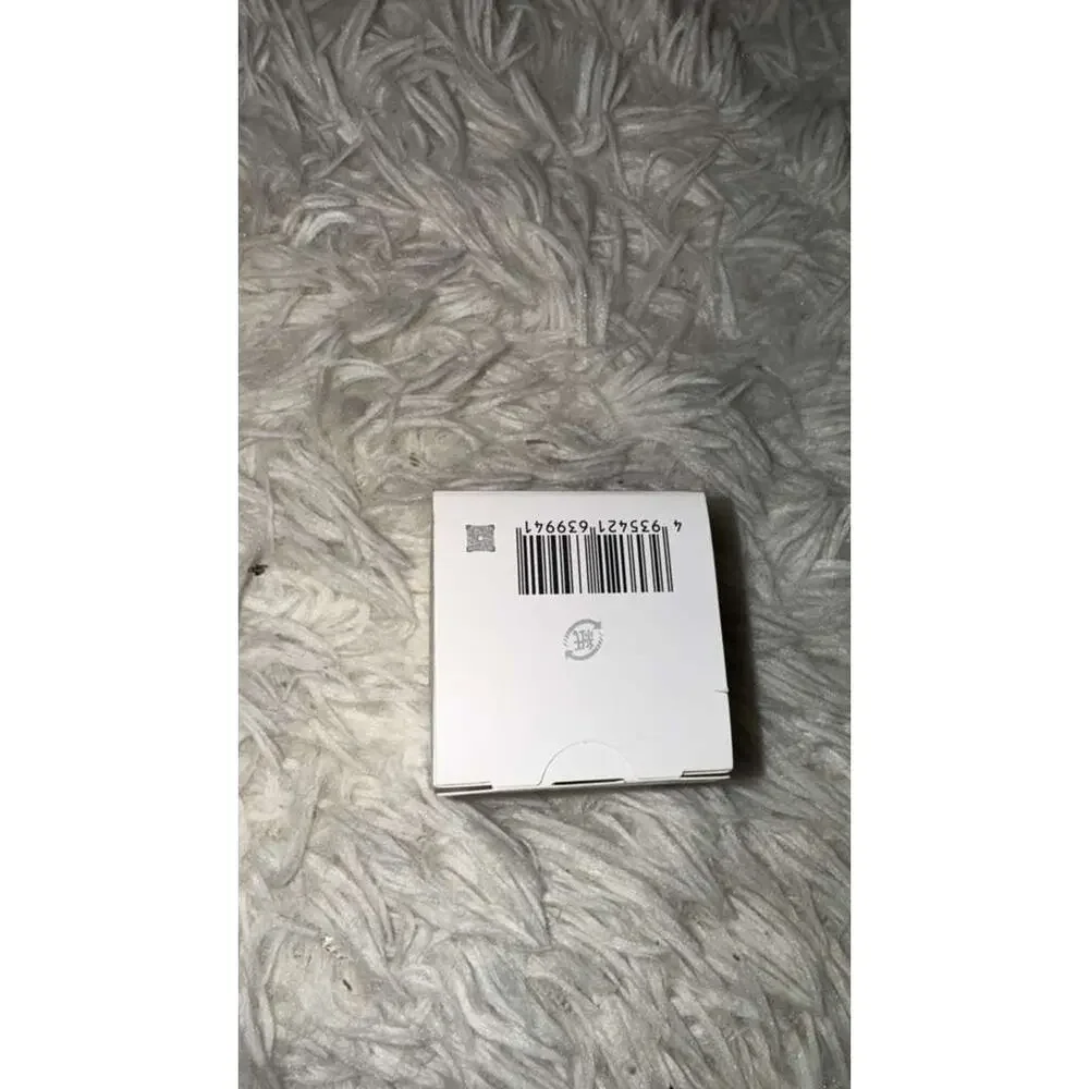 Shu Uemura Petal 55 Foundation Brush Makeup Applicator White Case